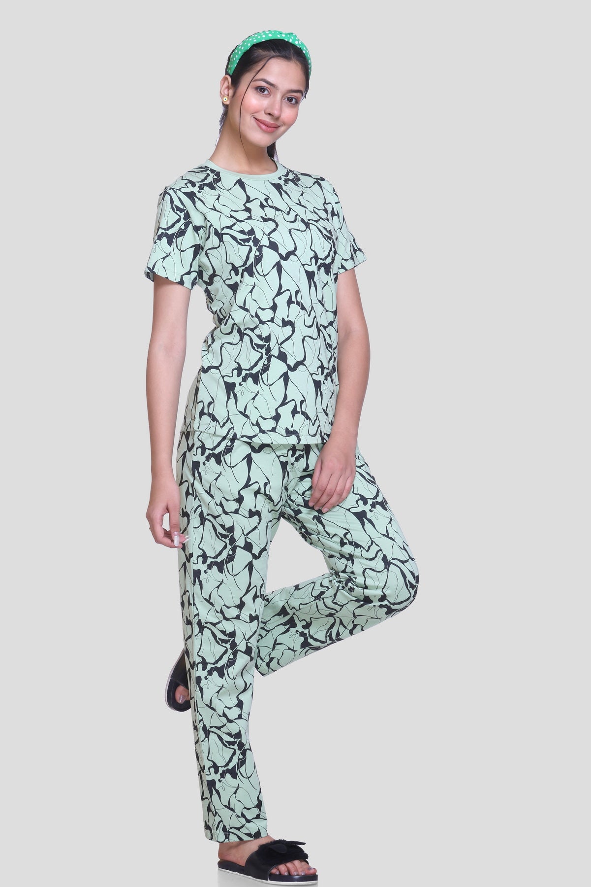 CottonBloom LeafWhirl Lounge Set