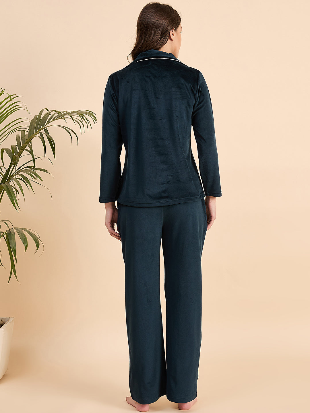 KIZA WOMEN VELVET FRONT OPEN