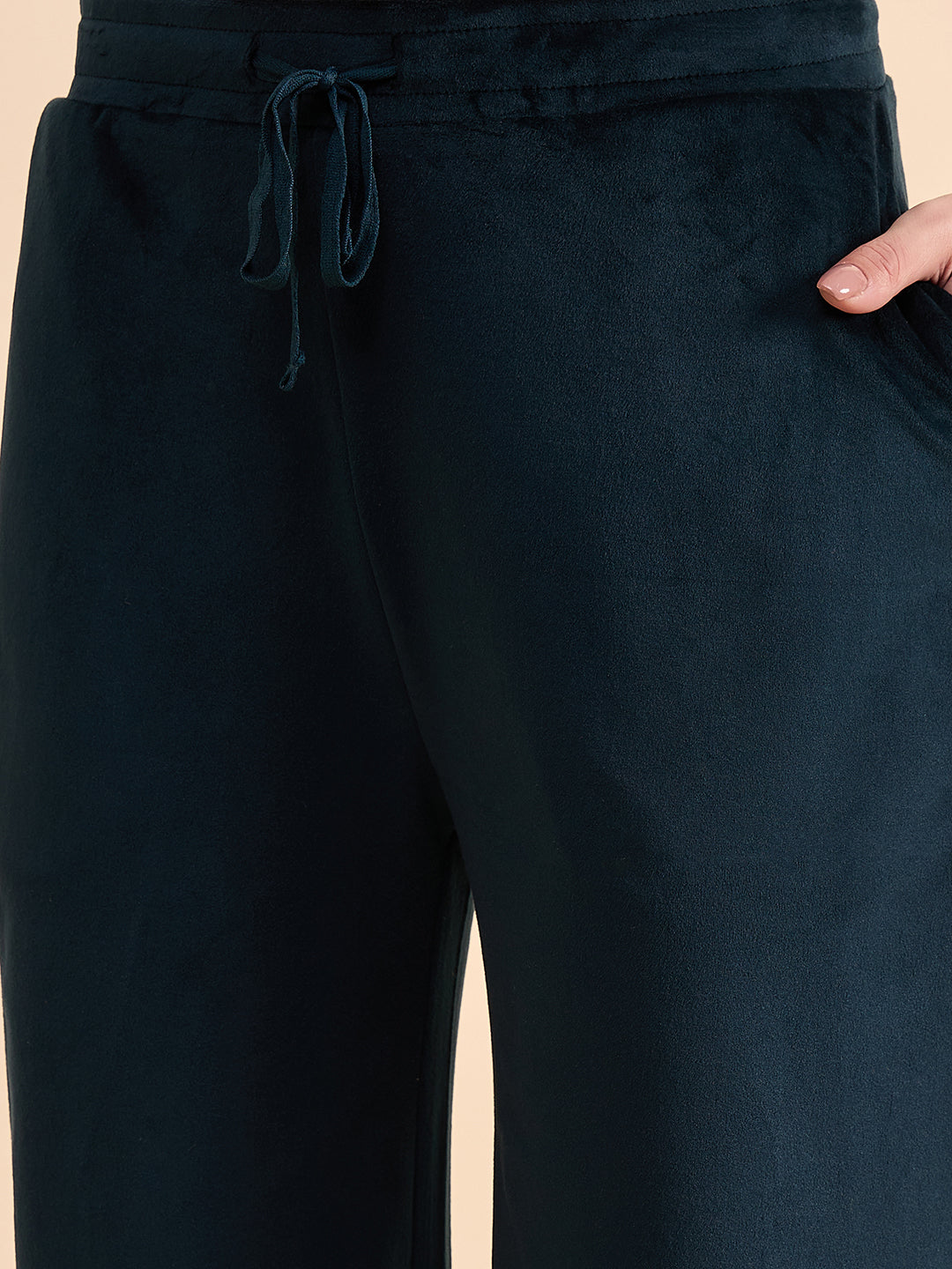 KIZA WOMEN VELVET FRONT OPEN