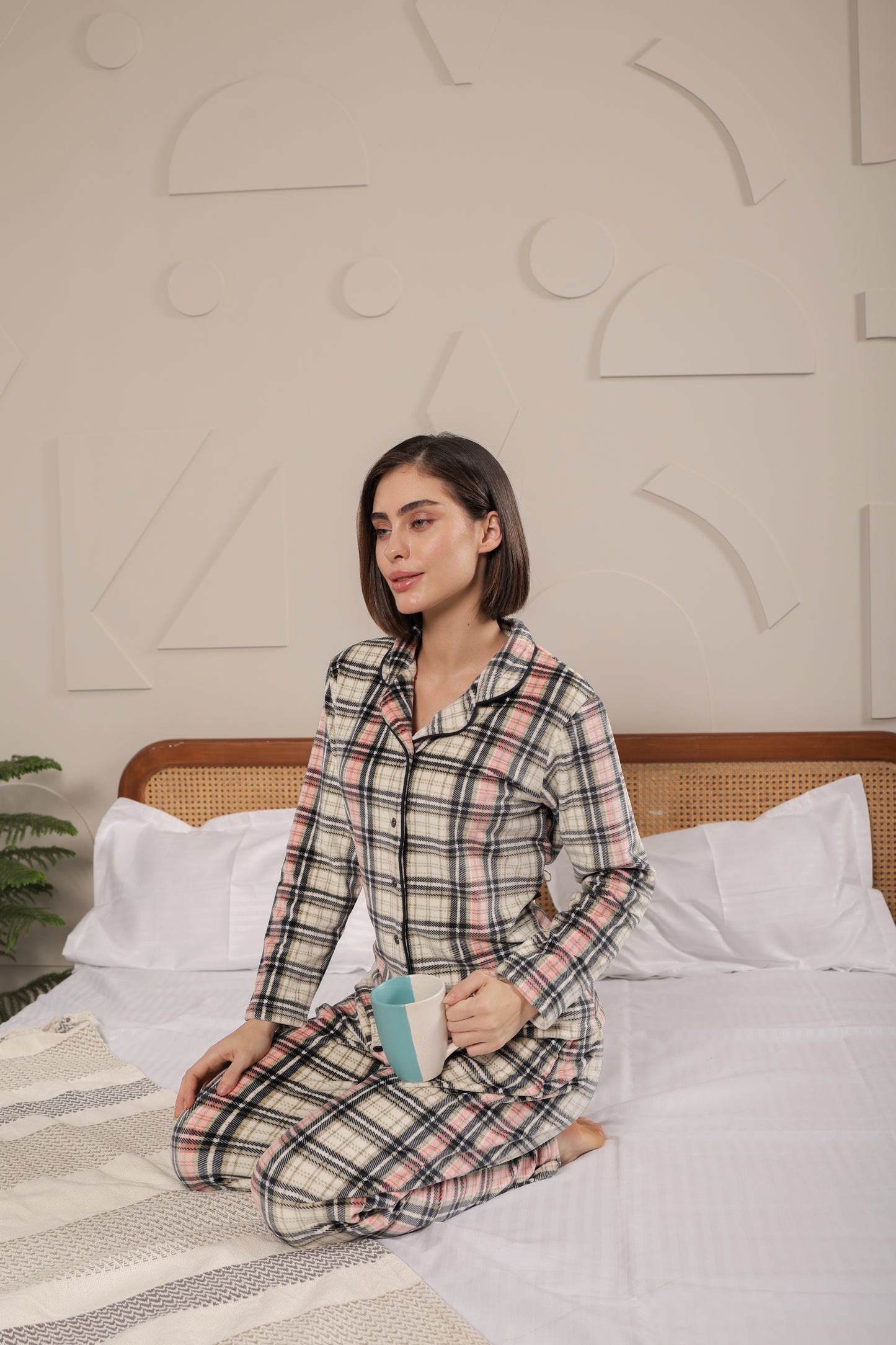 Kiza Women’s Button-Down Checked Night Suit