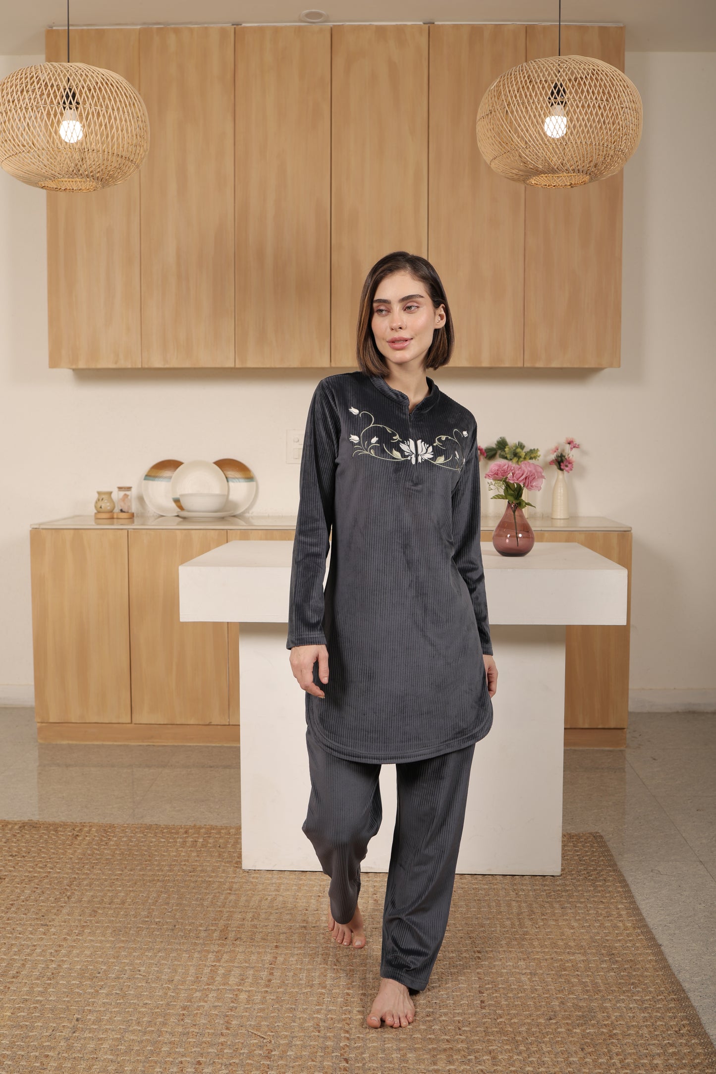 Kiza Women’s Embroidered Kurta-Style Night Suit