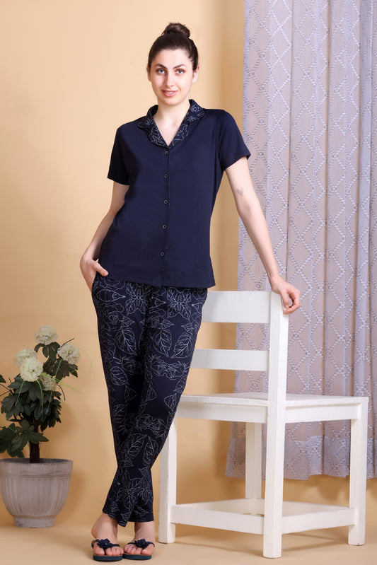 Front- open nightwear set