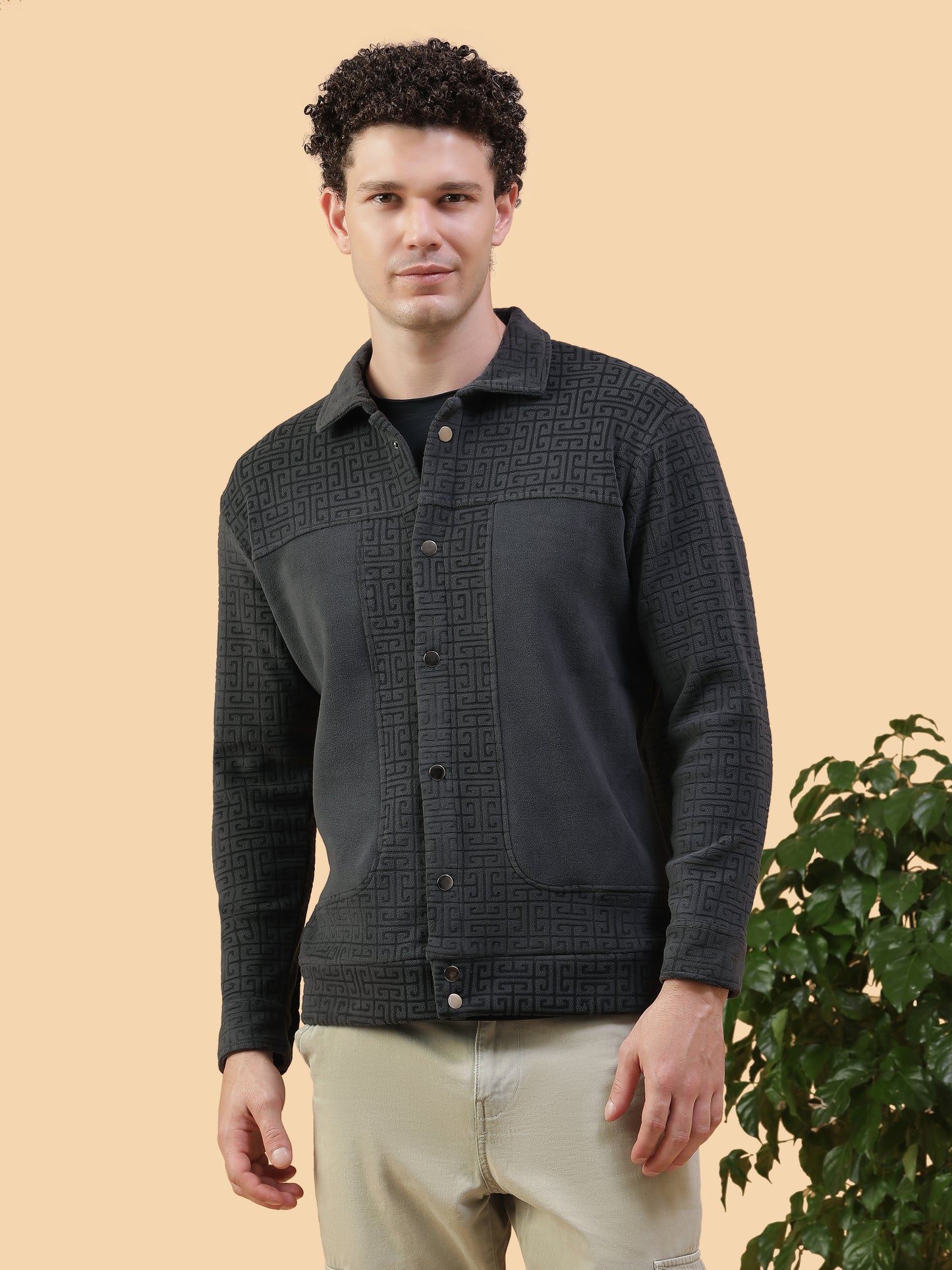 Kiza Men’s Geometric Textured Shacket