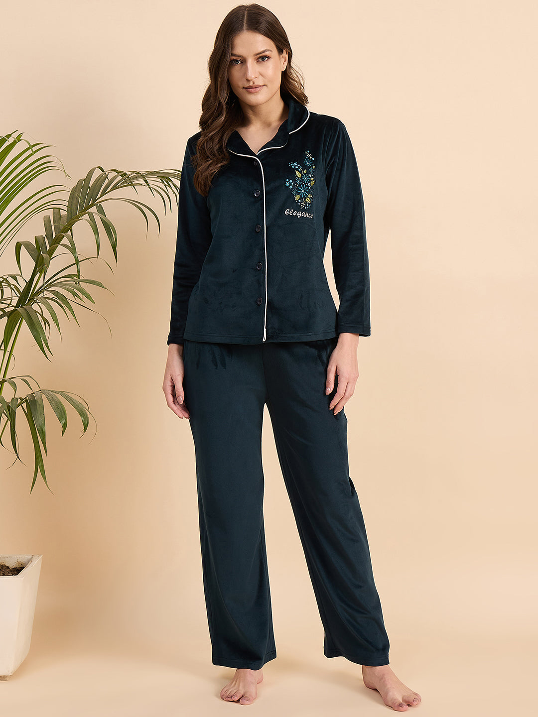 KIZA WOMEN VELVET FRONT OPEN