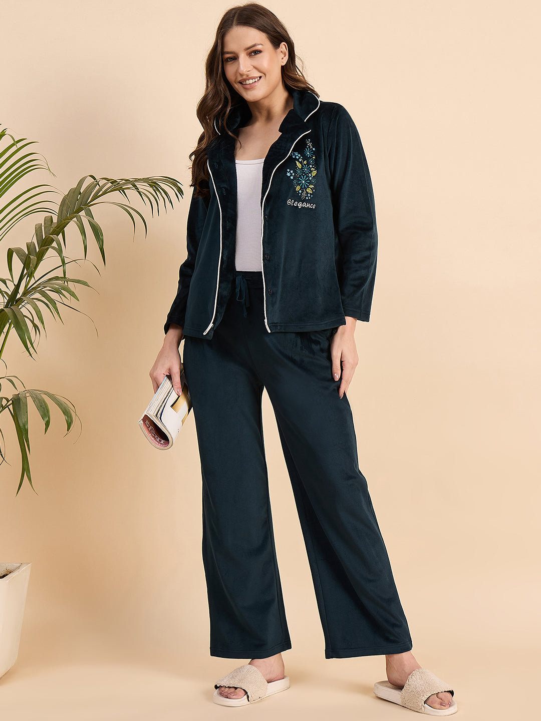 KIZA WOMEN VELVET FRONT OPEN