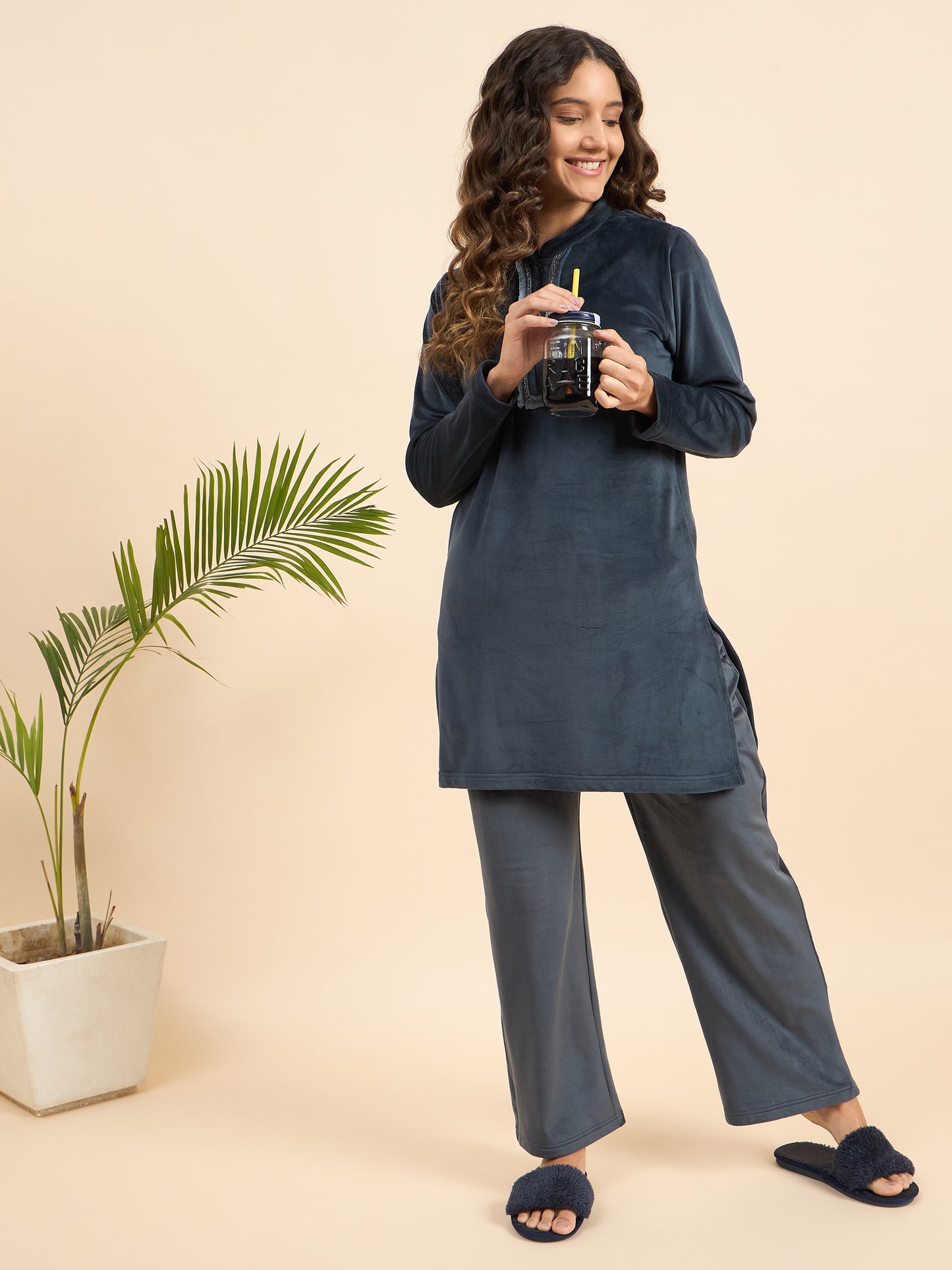 KIZA WOMEN LONG KURTI