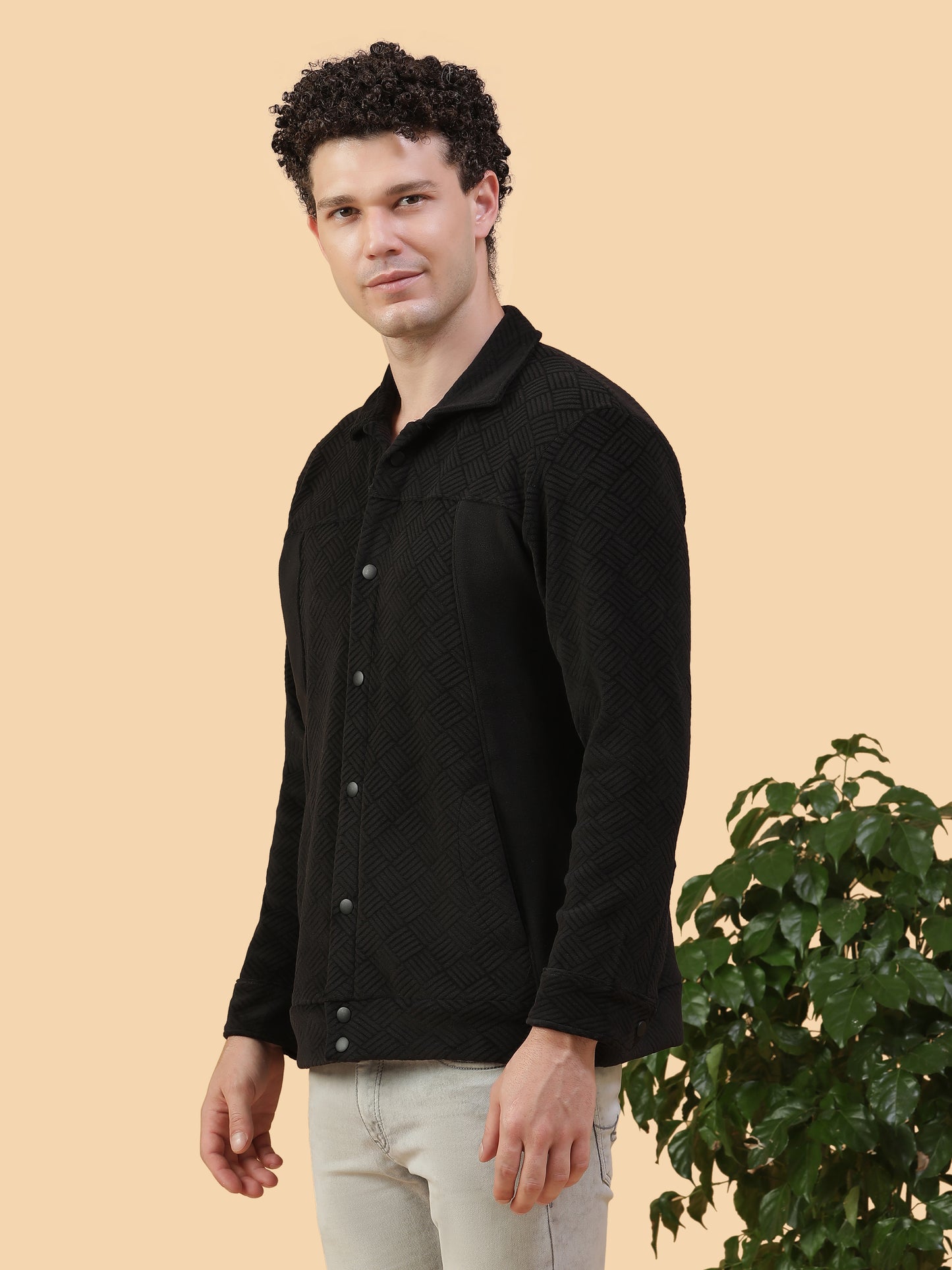 Kiza Men’s Classic Black Textured Shacket