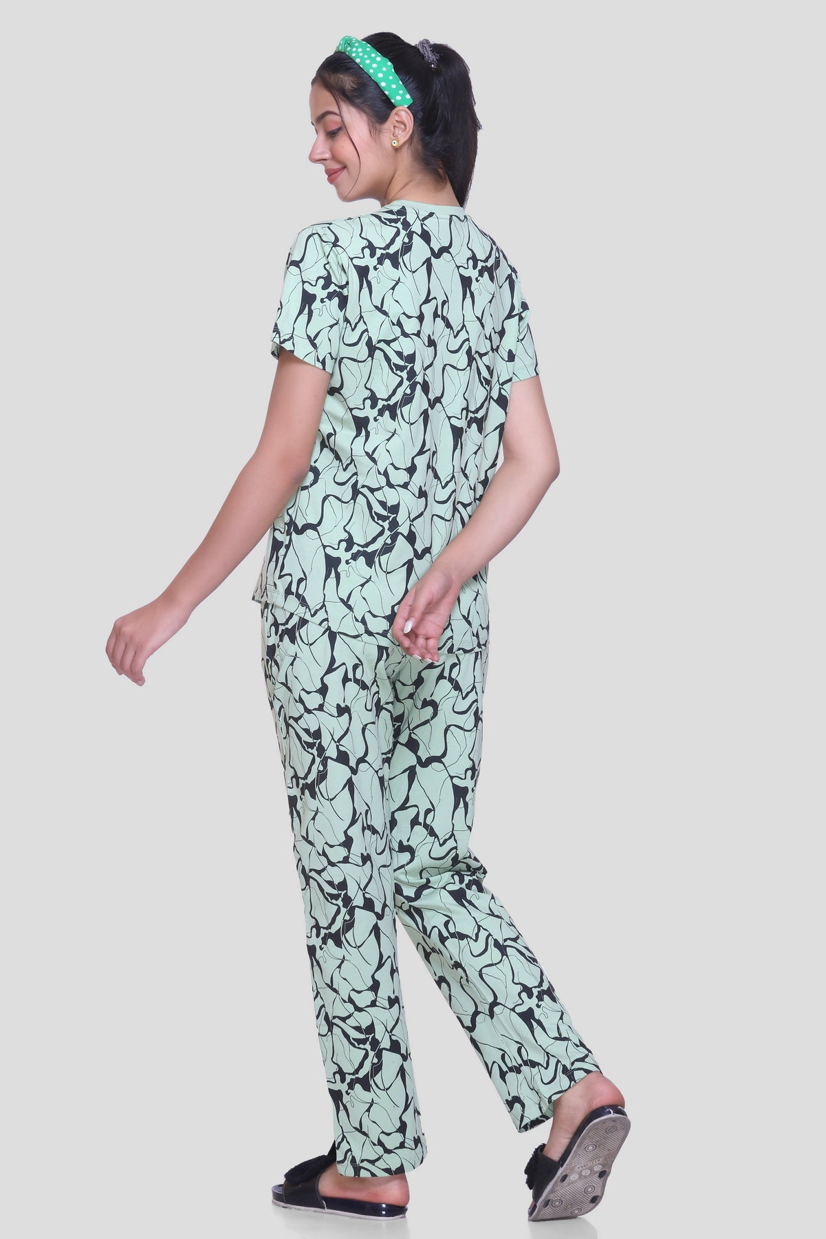 CottonBloom LeafWhirl Lounge Set