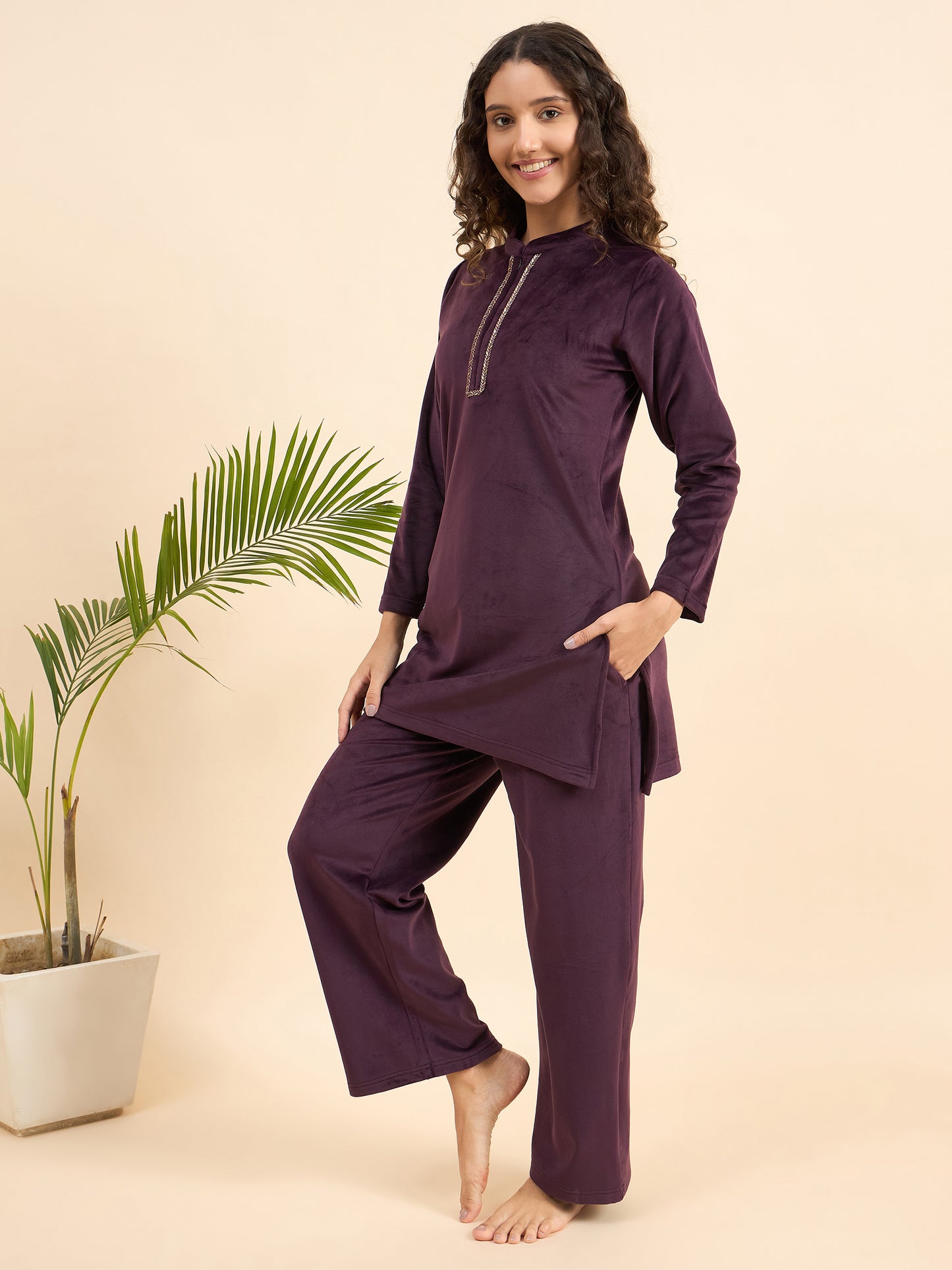 KIZA WOMEN LONG KURTI