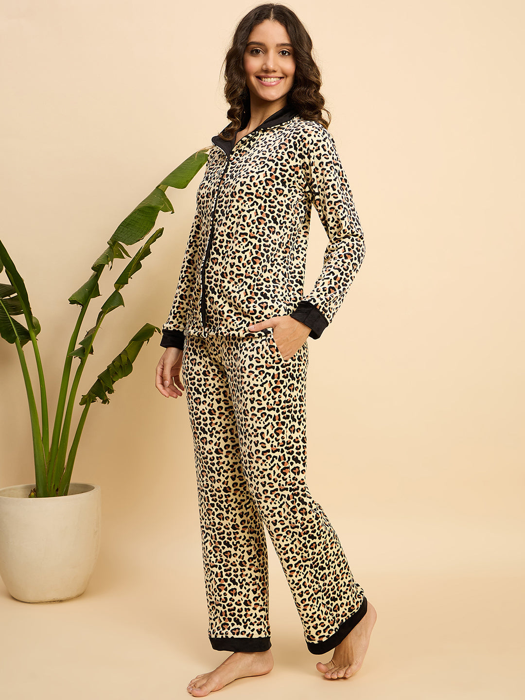 KIZA WOMEN PRINTED FRONT OPEN