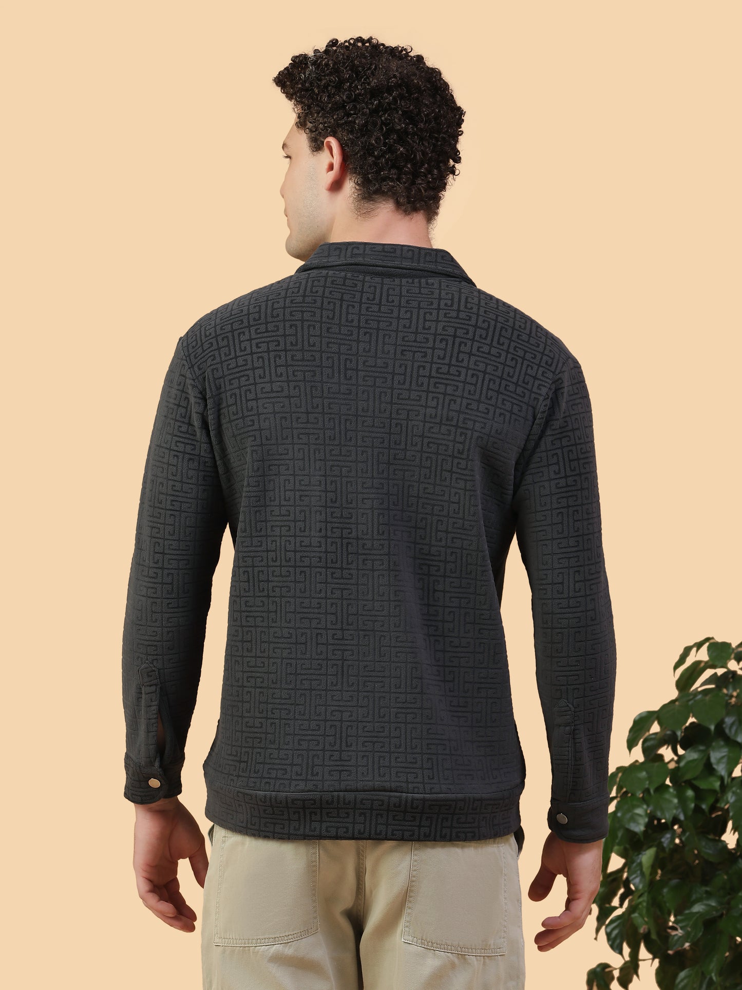 Kiza Men’s Geometric Textured Shacket