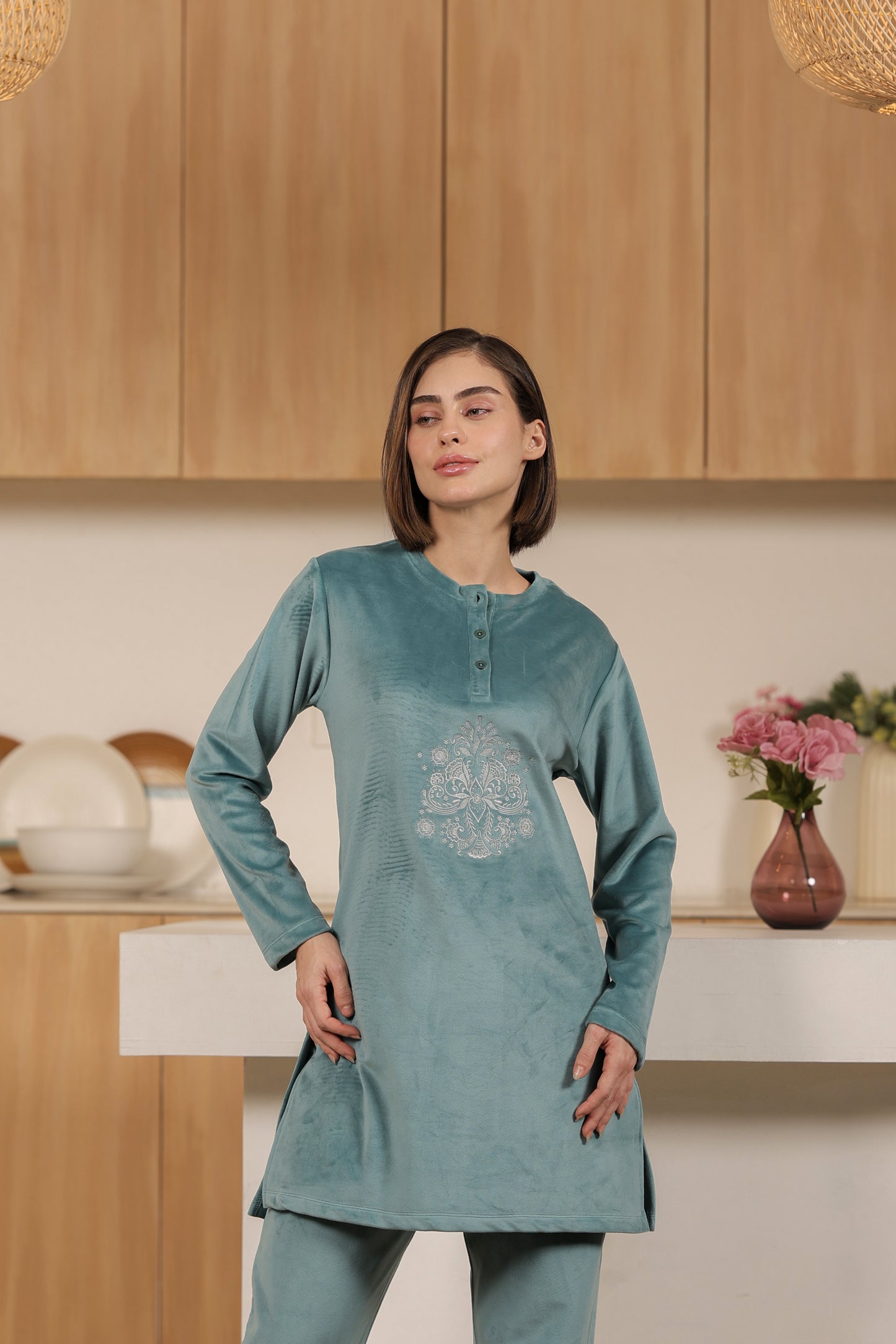 Kiza Women’s Embroidered Kurta-Style Night Suit