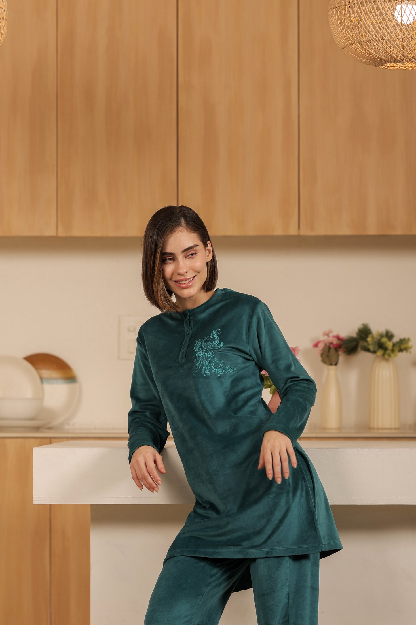 Kiza Women’s Embroidered Kurta-Style Night Suit