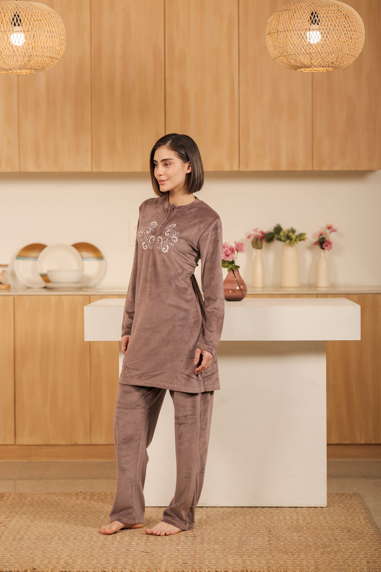 Kiza Women’s Embroidered Kurta-Style Night Suit