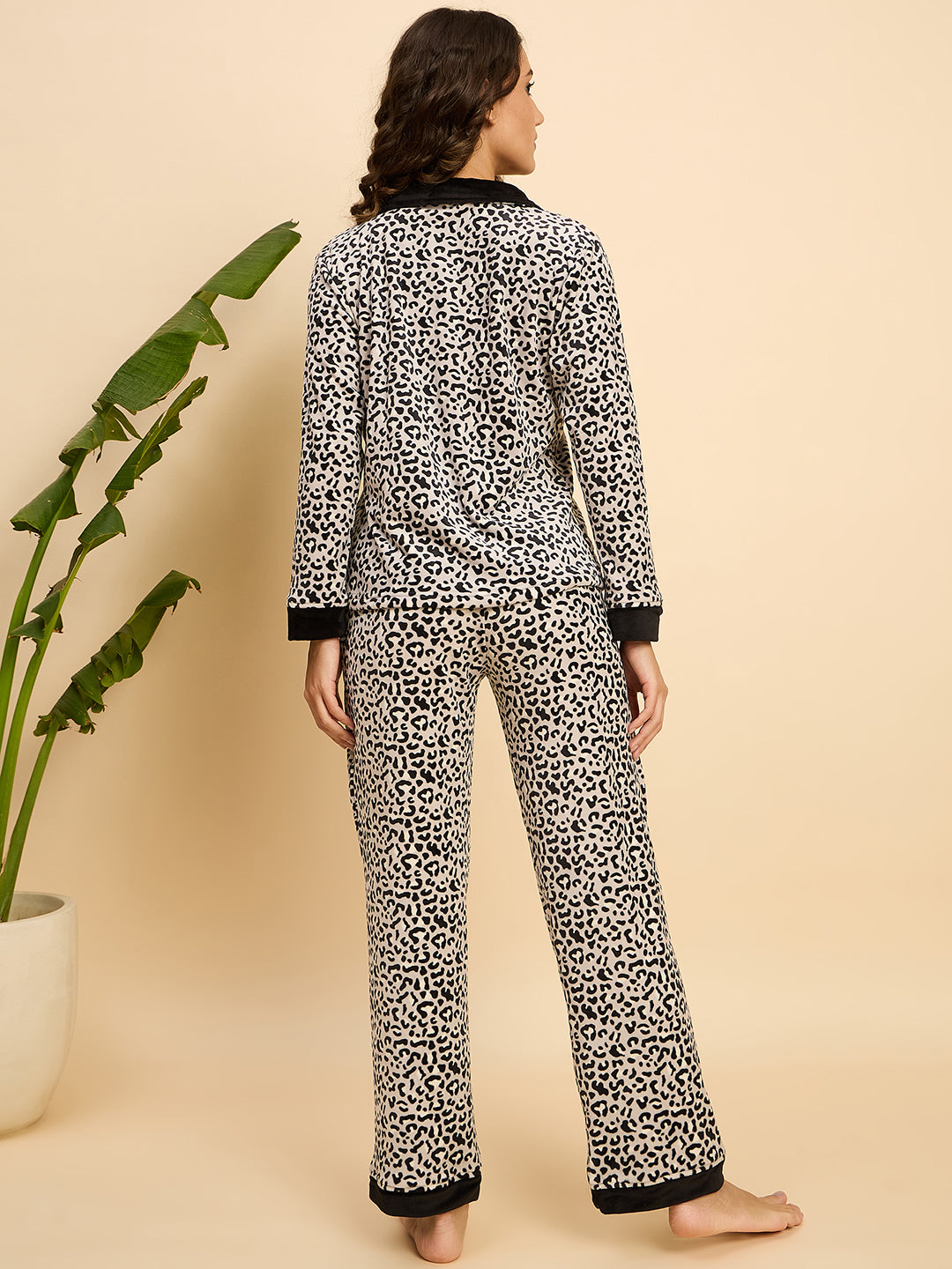 Black & White Leopard Print Velour Front-Open Night Suit - KIZA